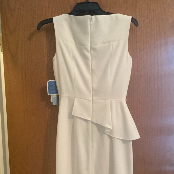 Antonio Melanie • White Peplum Sheath Dress - Picture 3 of 7